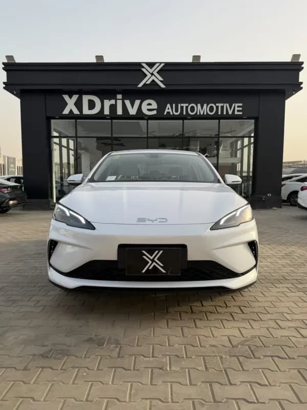 بي واي دي سيليون 05 2025 5 أبيض أوتوماتيك — جديدة