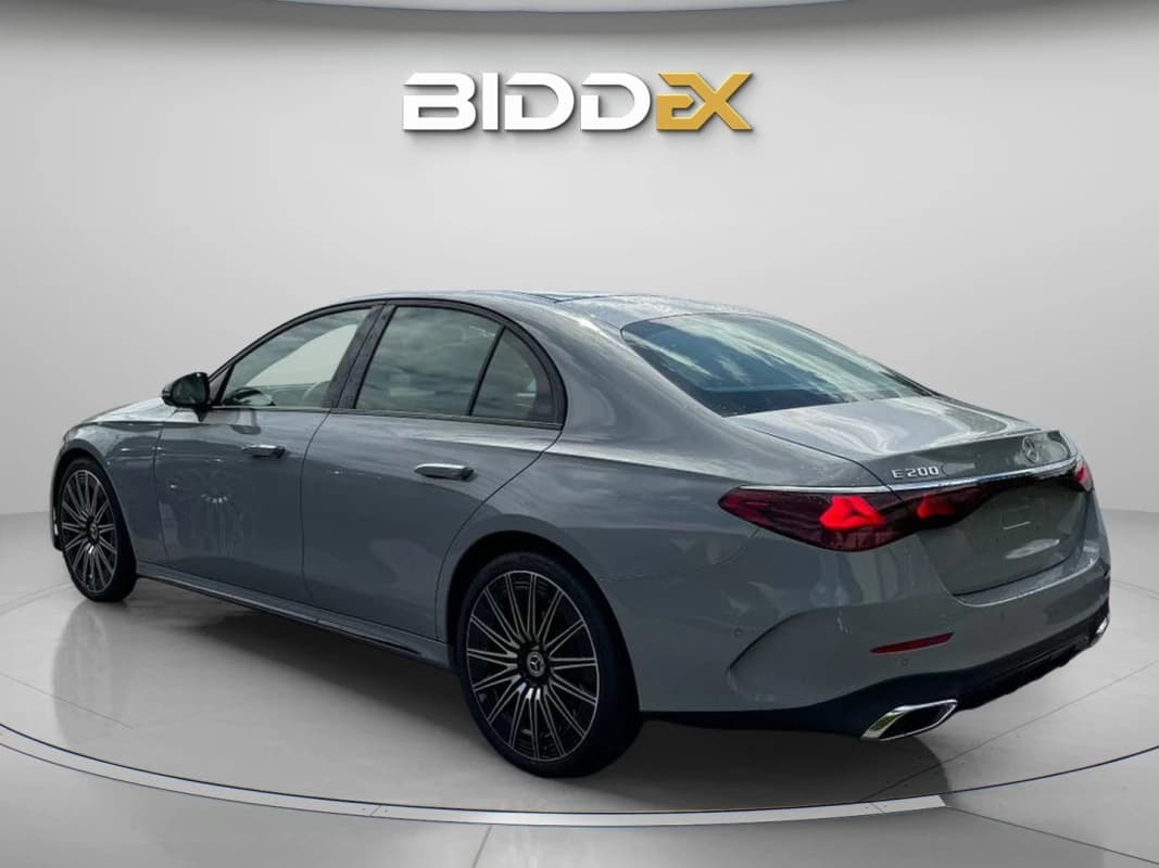 مرسيدس بنز E200 2024 اي ام جي فولي لوديد رمادي أوتوماتيك — جديدة