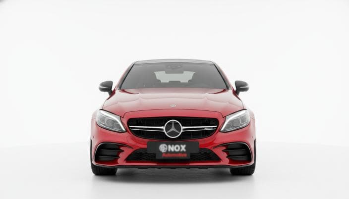 مرسيدس بنز C300 2019 اي ام جي أحمر أوتوماتيك — مستعملة