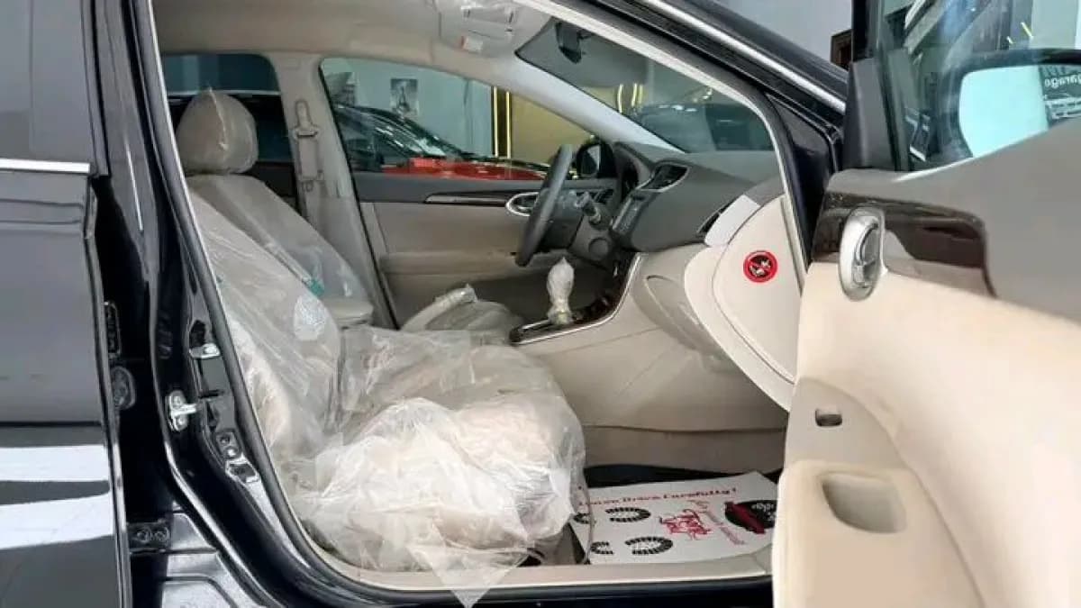 نيسان سنترا 2026 بريميم أسود أوتوماتيك — مستعملة