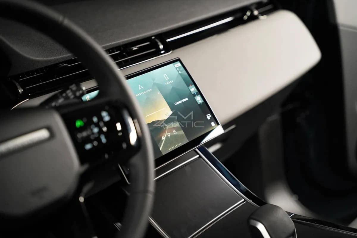 رينج روفر ايفوك 2026 بي ٢٧٠ اي أسود أوتوماتيك — جديدة