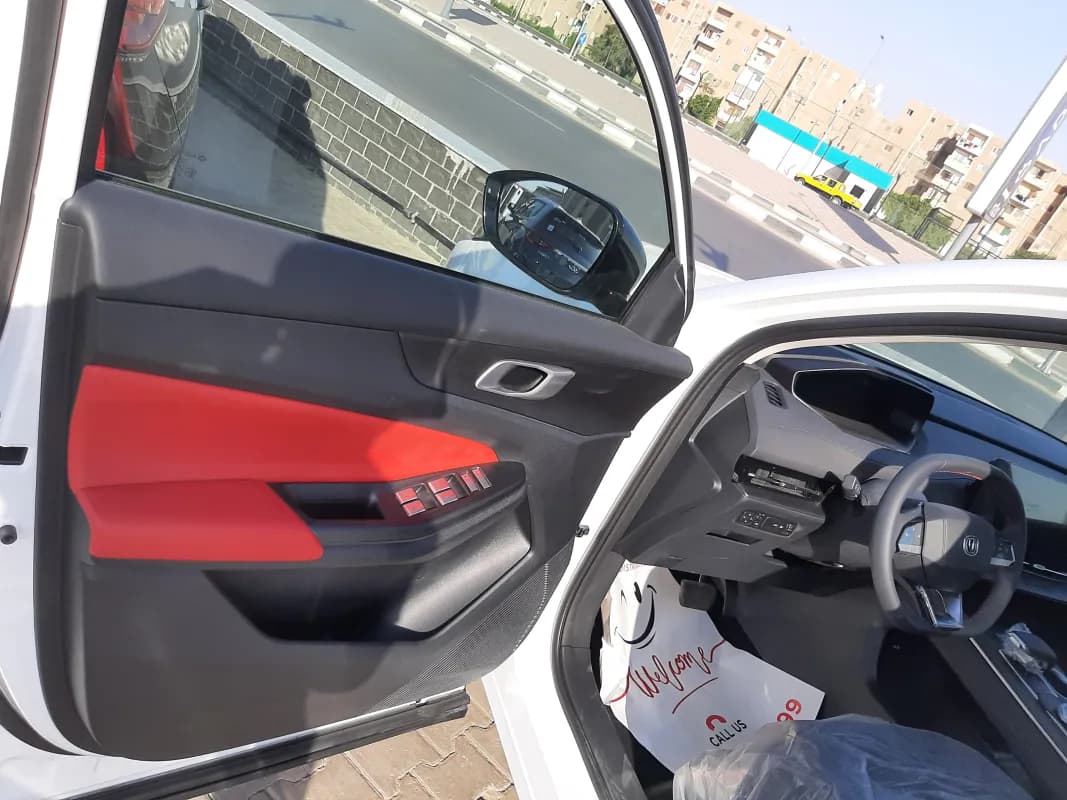 تشانغان CS55 بلاس 2026 ايليت فضي ناقل حركة مزدوج القابض — جديدة