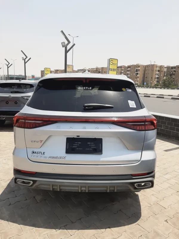 شيري تيجو 8 برو ماكس 2026 فلاج شيب فضي قابض مزدوج — جديدة
