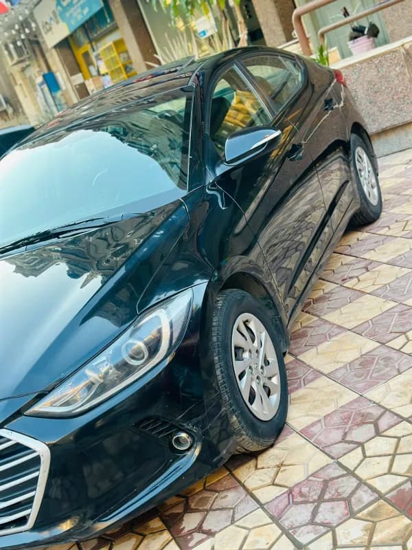 هيونداي إلنترا أي دي 2019 سمارت أسود أوتوماتيك — مستعملة
