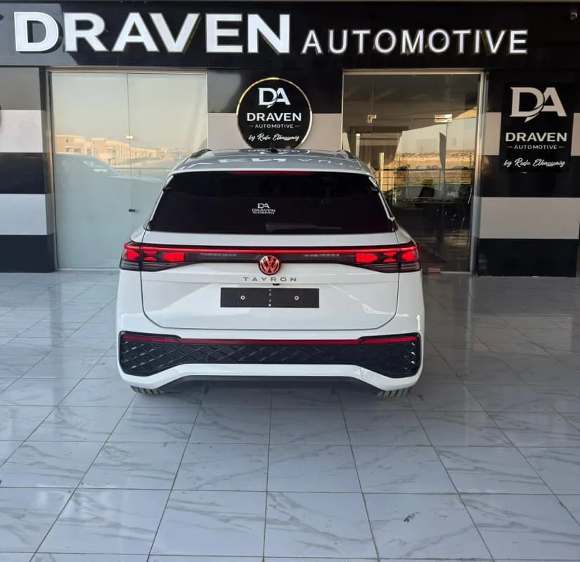 فولكس فاجن Tayron 2026 ار لاين أبيض أوتوماتيك — جديدة