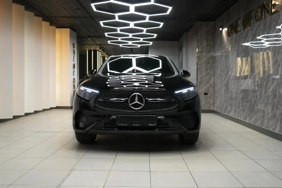 مرسيدس بنز GLC 300 2026 كوبيه أسود أوتوماتيك — جديدة