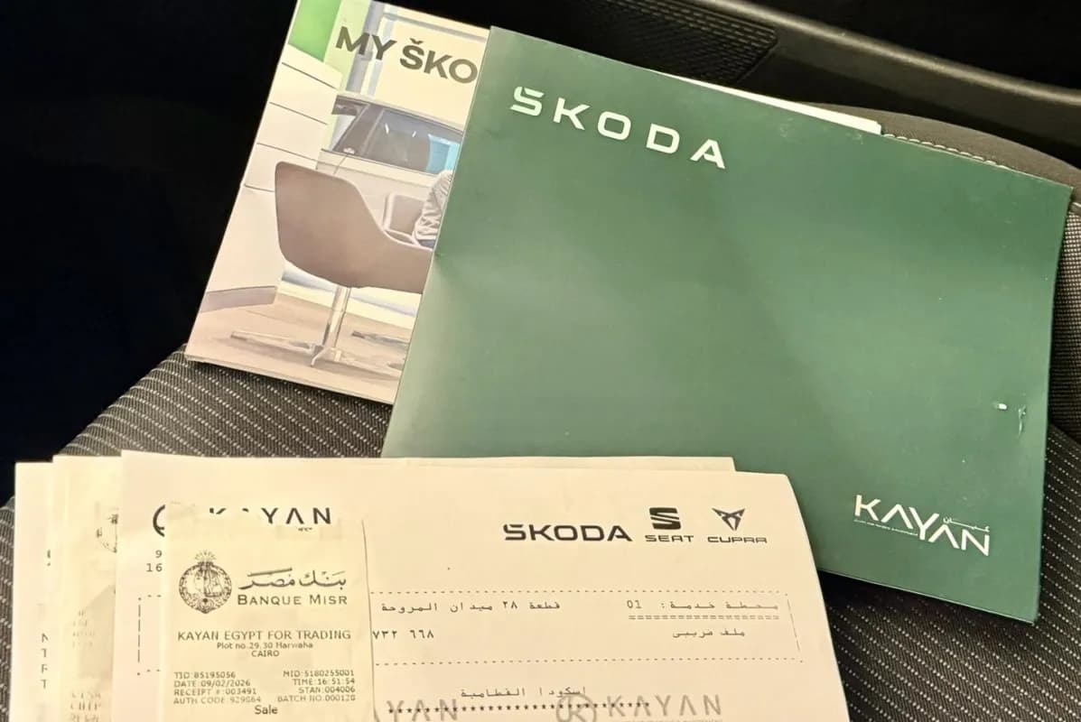 سكودا اوكتافيا A8 2022 لوفت أبيض أوتوماتيك — مستعملة