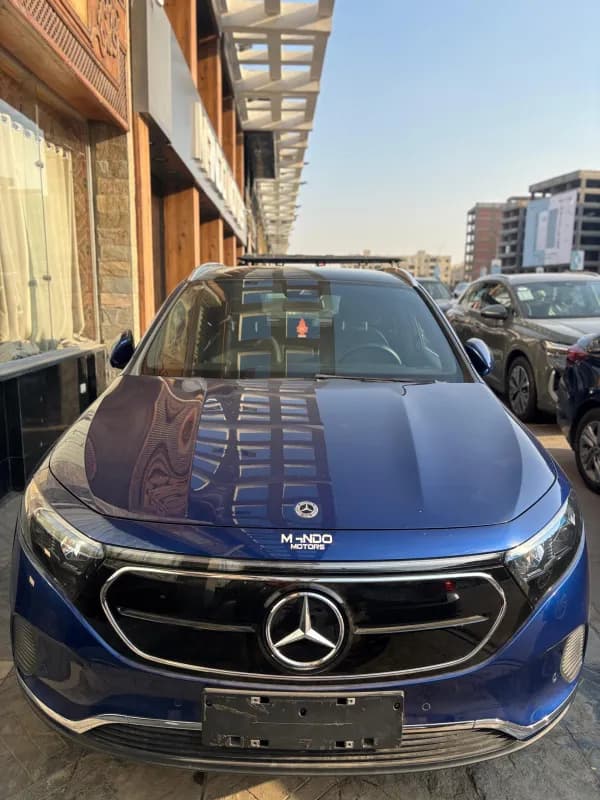 مرسيدس بنز اي كيو ايه 260 2024 لاكشيري أزرق أوتوماتيك — مستعملة
