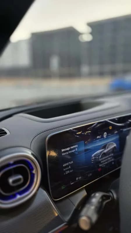 مرسيدس بنز GLC 300 2025 كوبيه أسود أوتوماتيك — جديدة