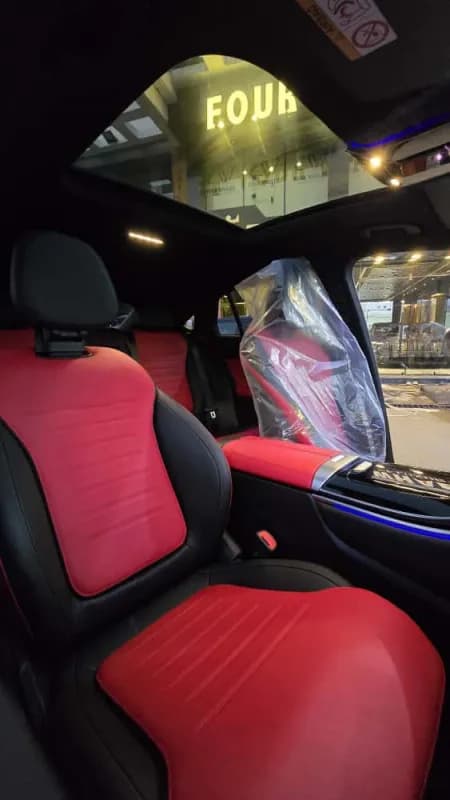 مرسيدس بنز GLC 300 2025 كوبيه أسود أوتوماتيك — جديدة