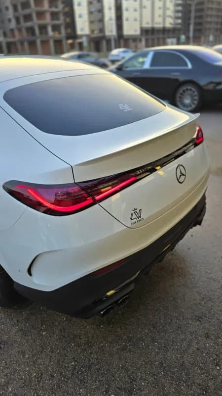 مرسيدس بنز GLC 43 2026 ايه ام جي أبيض أوتوماتيك — جديدة