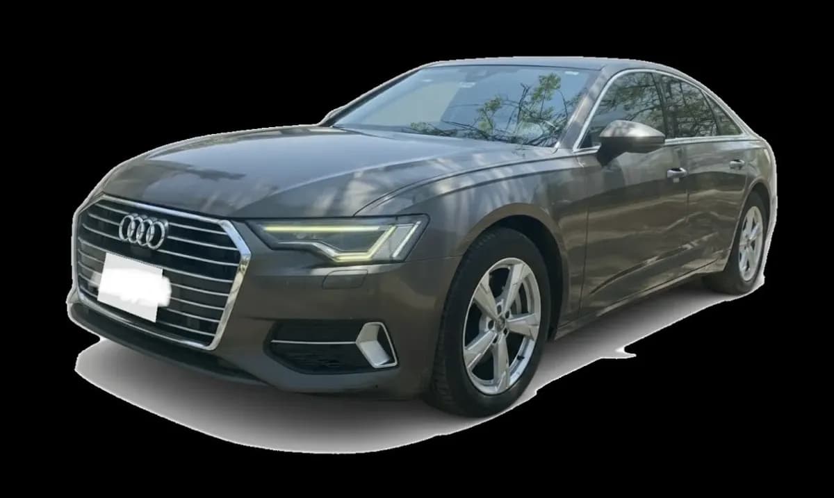 أودي أي 6 2020 سيدان رمادي أوتوماتيك — مستعملة