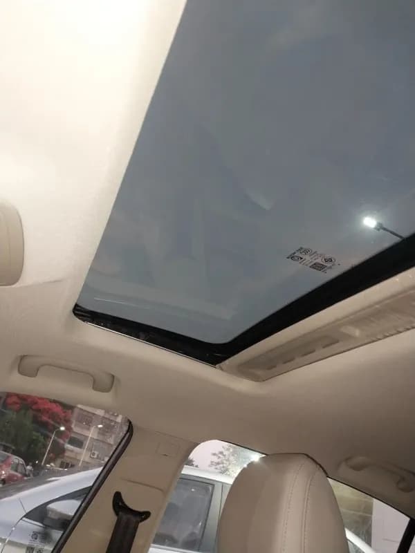 ام جي 5 2026 لاكشري أبيض أوتوماتيك — جديدة