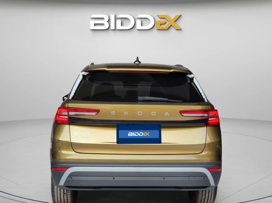 Skoda KODIAQ 2025 Lounge Gold Automatic — New