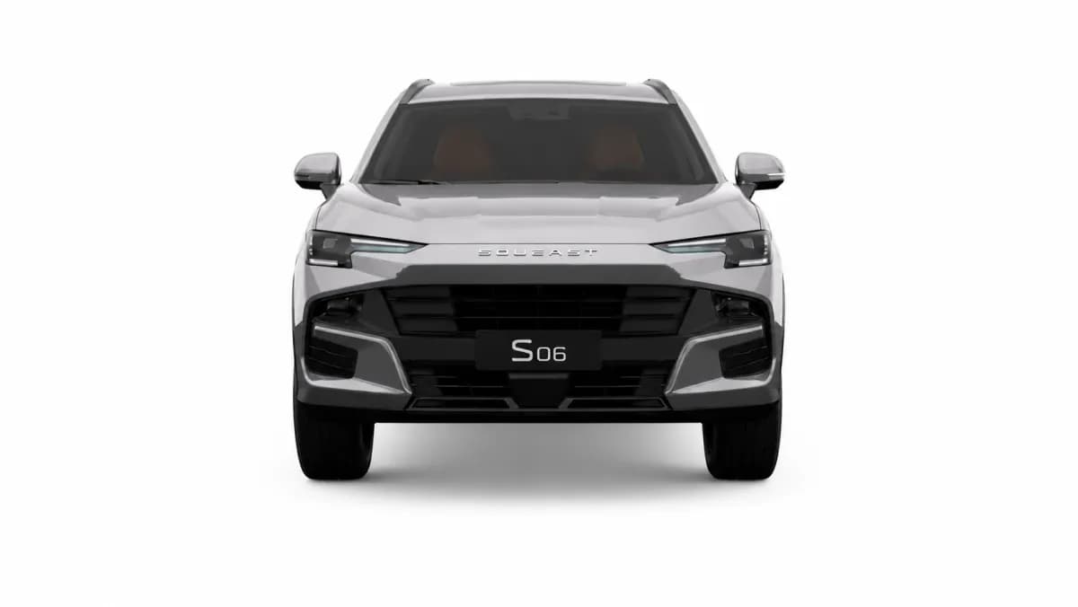 سويست S06 2027 هاي لاين فضي أوتوماتيك — جديدة