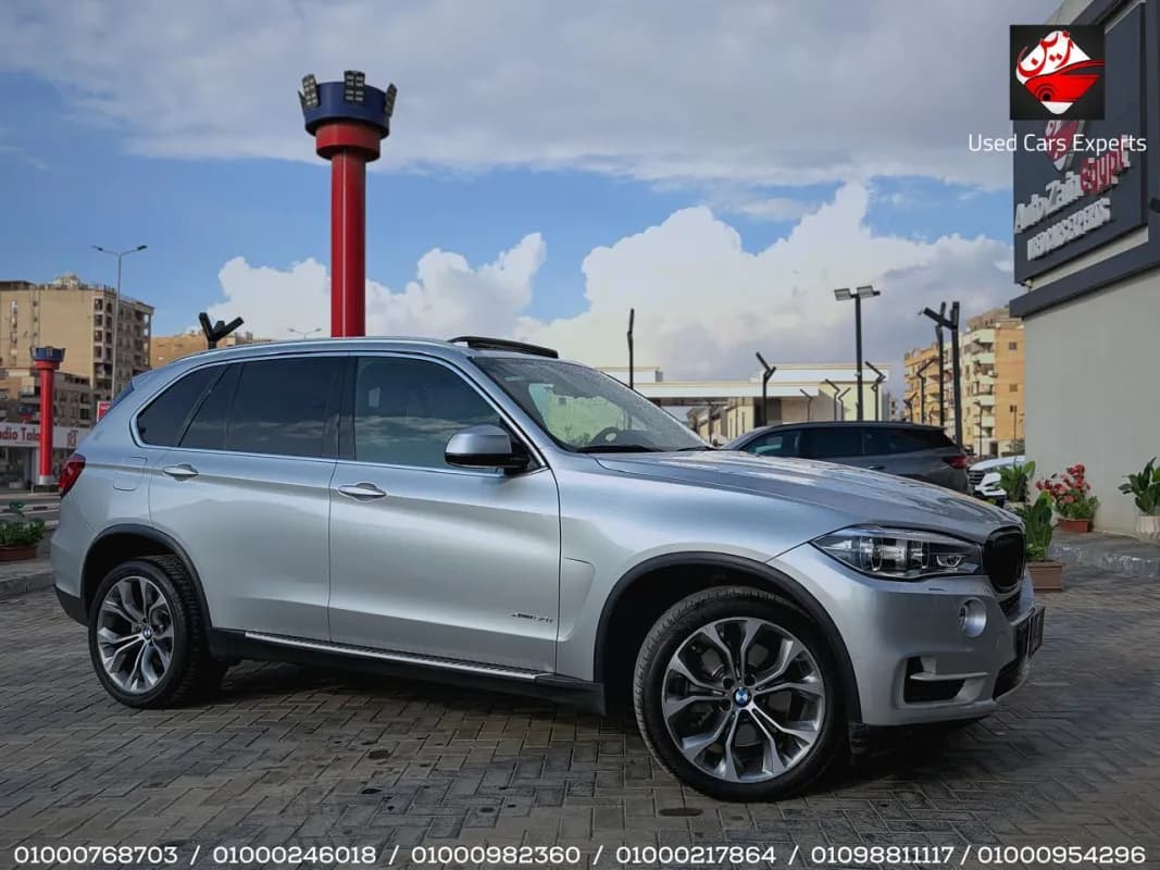 بي ام دبليو X5 2018 ام 50 سبورت باكدج فضي أوتوماتيك — مستعملة