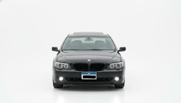 بي ام دبليو 740i 2007