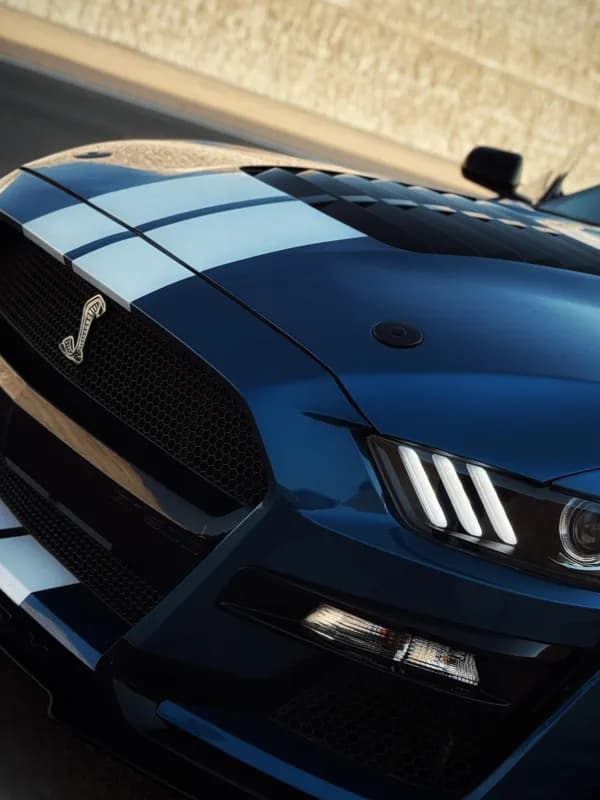 فورد موستانج 2015 في6 أزرق فيورد أوتوماتيك — مستعملة