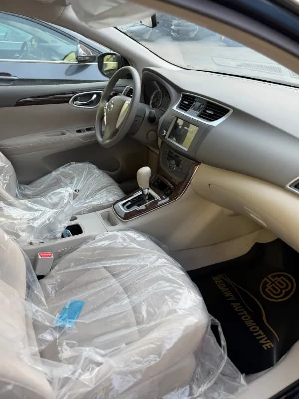 نيسان سنترا 2026 هاي لاين أسود أوتوماتيك — جديدة