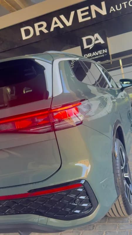 فولكس فاجن Tayron 2026 ار لاين أخضر زيتي قابض مزدوج — جديدة