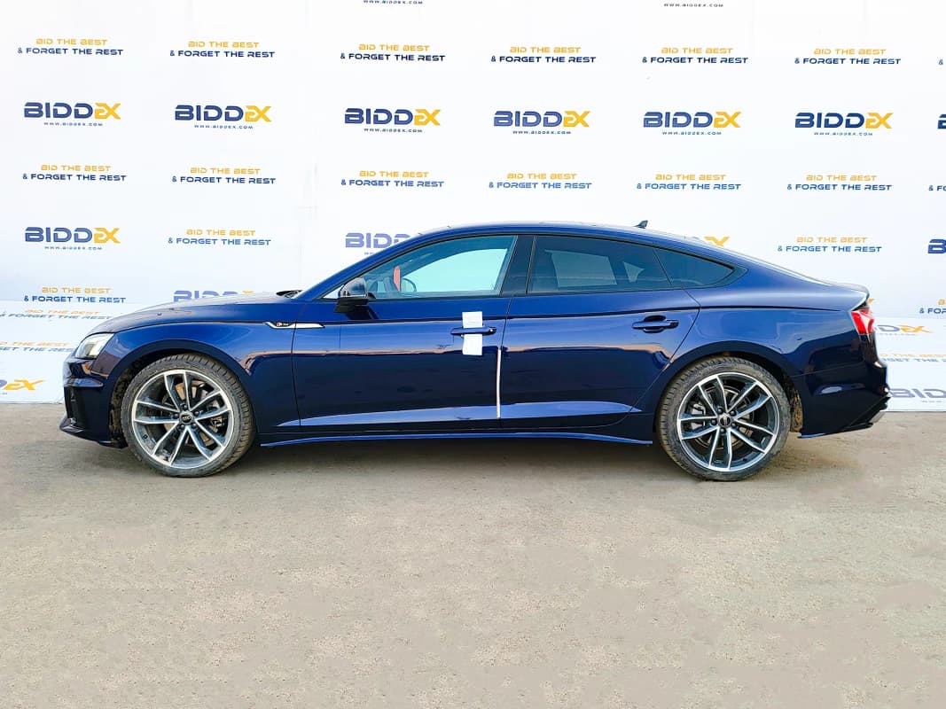 Audi A5 2024 اس لاين أزرق أوتوماتيك — جديدة