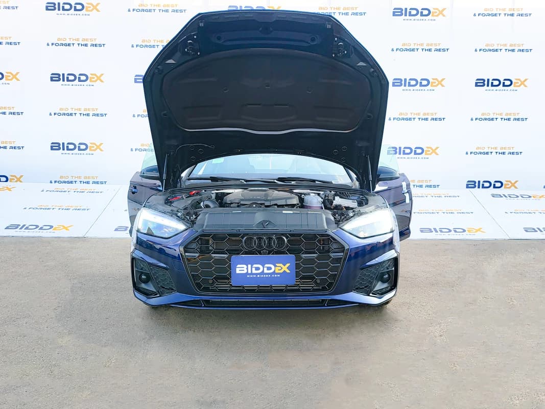 Audi A5 2024 اس لاين أزرق أوتوماتيك — جديدة