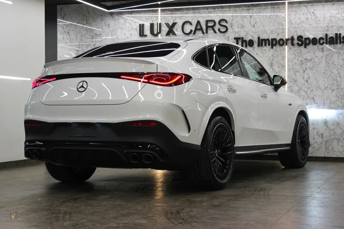 مرسيدس بنز GLC 43 2026 اي ام جي كوبيه أبيض أوتوماتيك — جديدة