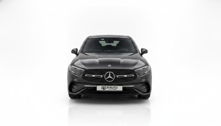 مرسيدس بنز GLC 300 2024 ايه ام جي أسود أوتوماتيك — مستعملة