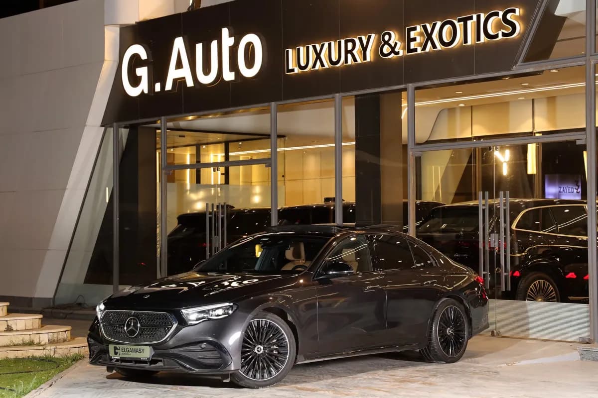 مرسيدس بنز E200 2024 بريميوم بلس رمادي أوتوماتيك — مستعملة