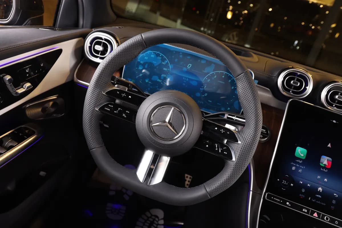 مرسيدس بنز GLC 300 2026 برميم بلس رمادي أوتوماتيك — جديدة