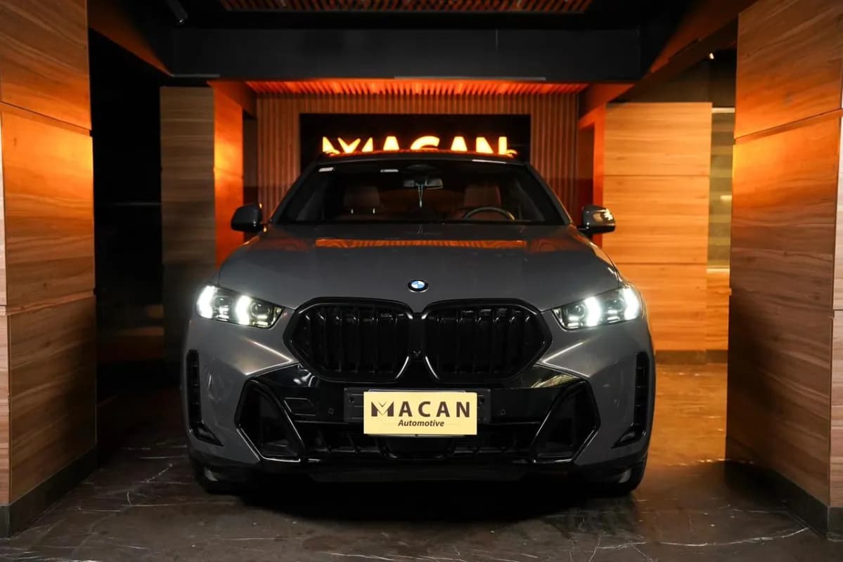 بي ام دبليو X6 2026 ام 40 اي رمادي ناردو أوتوماتيك — مستعملة
