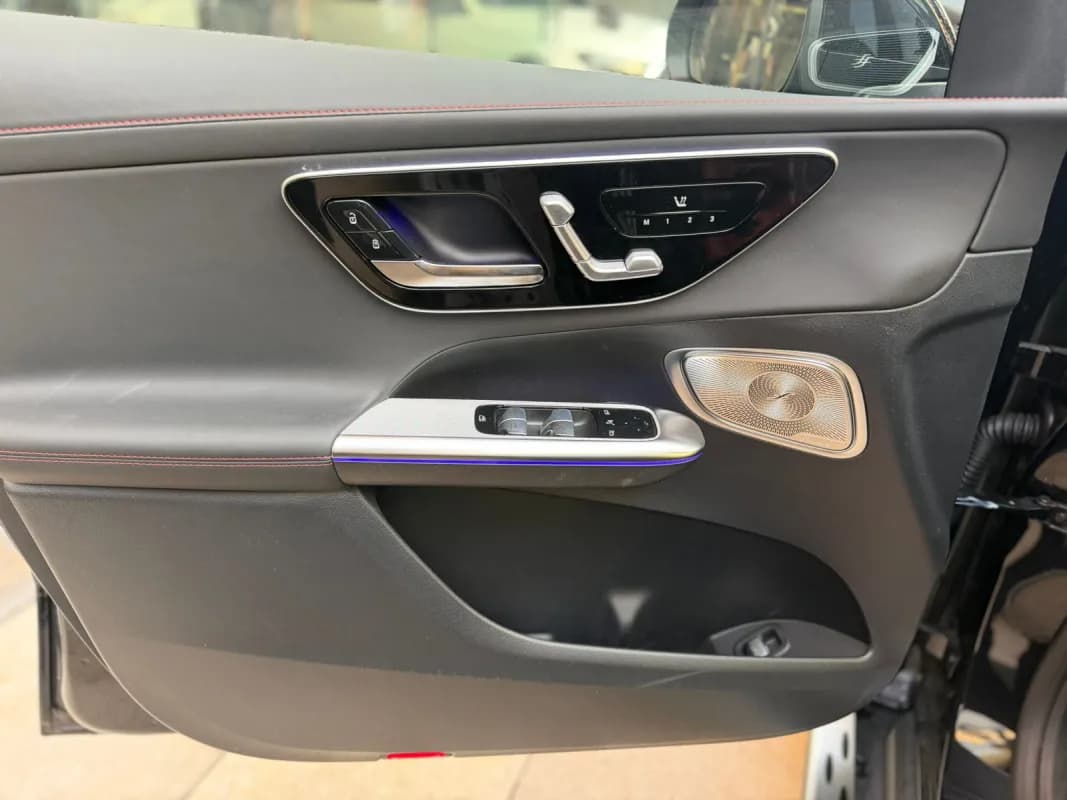 مرسيدس بنز E200 COUPE AMG 2026 ايه ام جي أسود أوتوماتيك — جديدة