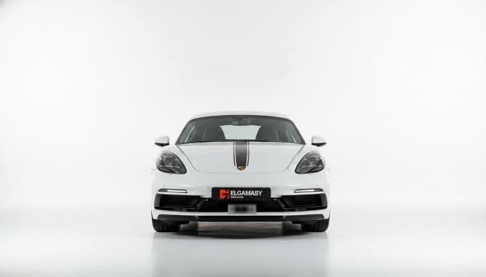 بورش 718 كايمان 2023 باز أبيض أوتوماتيك — مستعملة