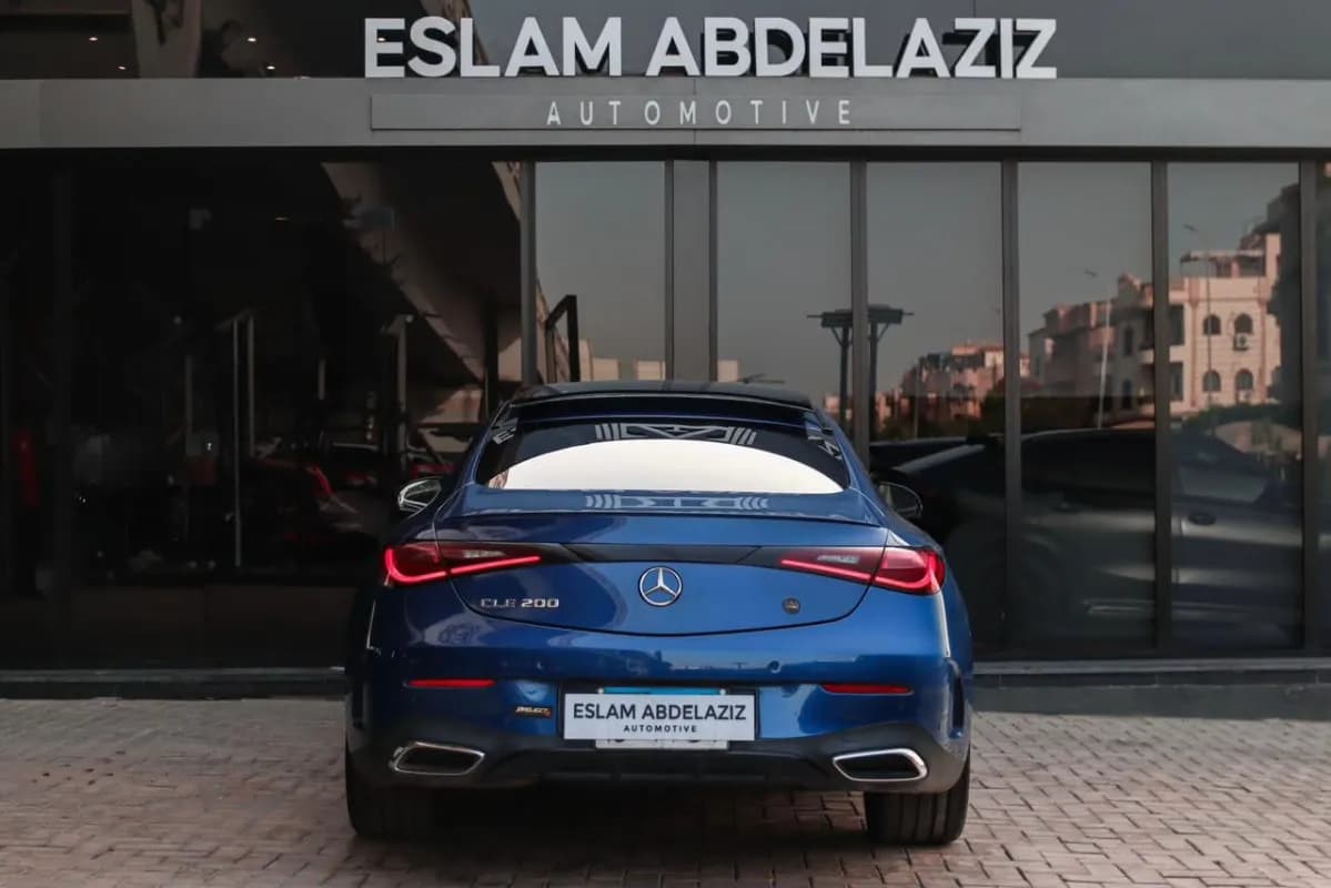 مرسيدس بنز CLE200 2024 ايه ام جي أزرق أوتوماتيك — مستعملة