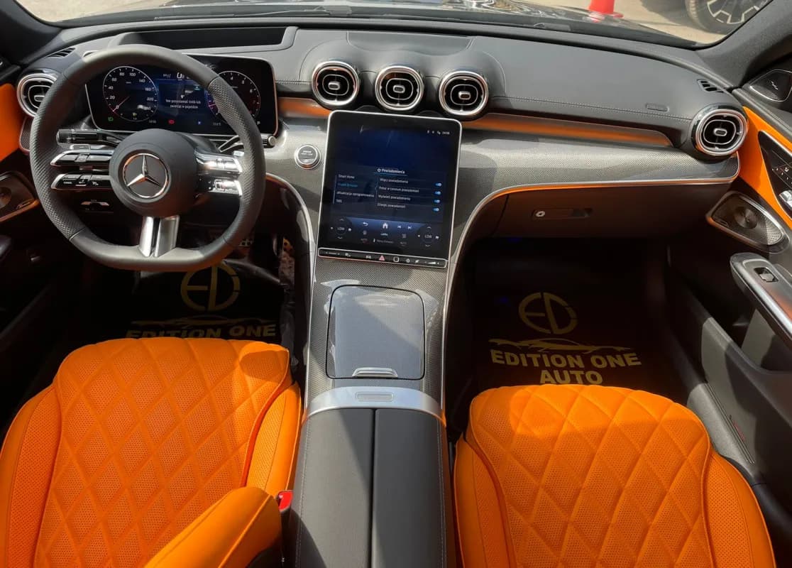 مرسيدس بنز C200 2026 بريميوم بلس أسود أوتوماتيك — جديدة