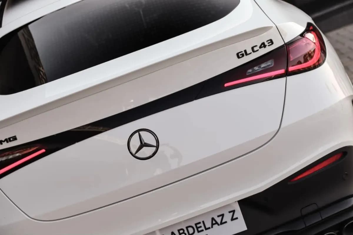 مرسيدس بنز GLC 43 2026 ايه ام جي أبيض أوتوماتيك — جديدة