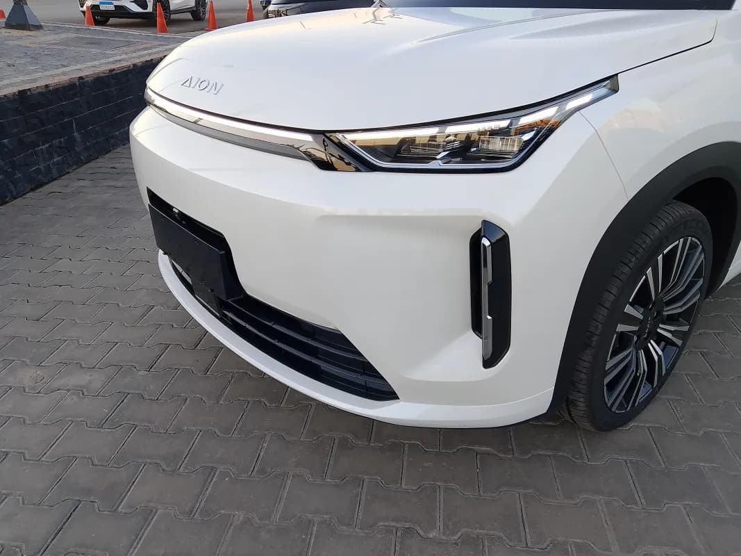 جي ايه سي ايون 2026 اي 60 أبيض أوتوماتيك — جديدة