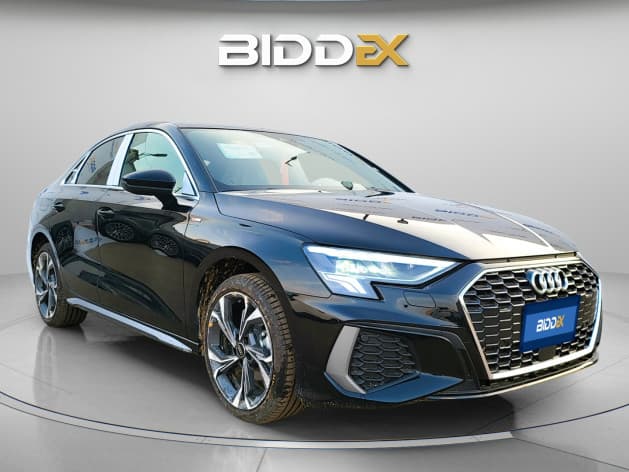 Audi A3 2024 اس لاين أسود أوتوماتيك — جديدة