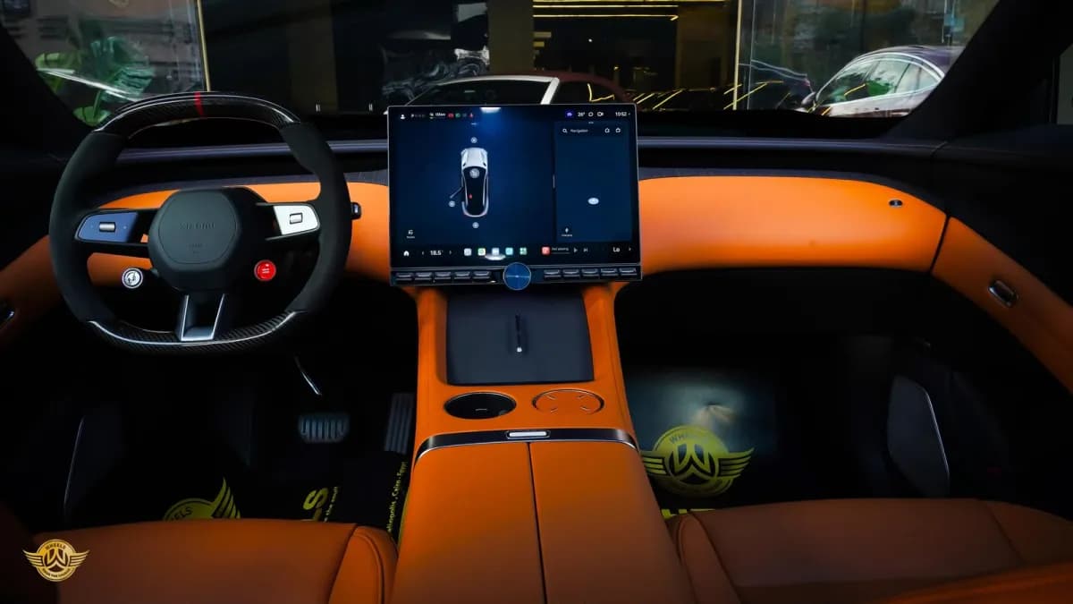 شاومي واي يو 7 2025 ماكس كاربون ايديشن فضي أوتوماتيك — جديدة
