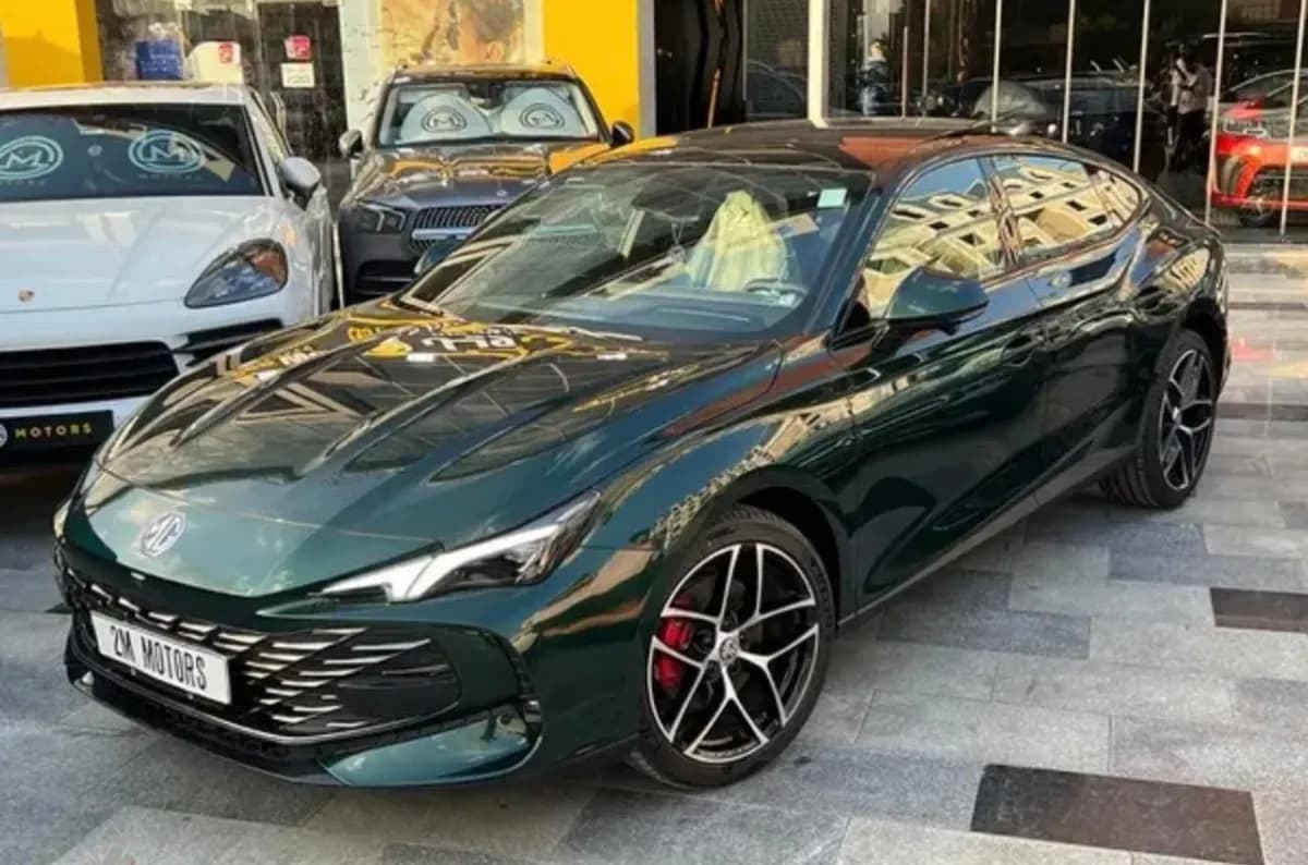 ام جي 7 2026 لاكشري أخضر زيتي أوتوماتيك — جديدة