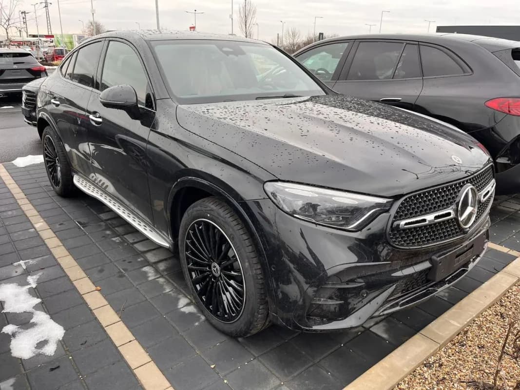 مرسيدس بنز GLC 300 2026 برميم بلس أسود أوتوماتيك — جديدة