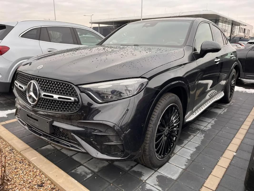مرسيدس بنز GLC 300 2026 برميم بلس أسود أوتوماتيك — جديدة