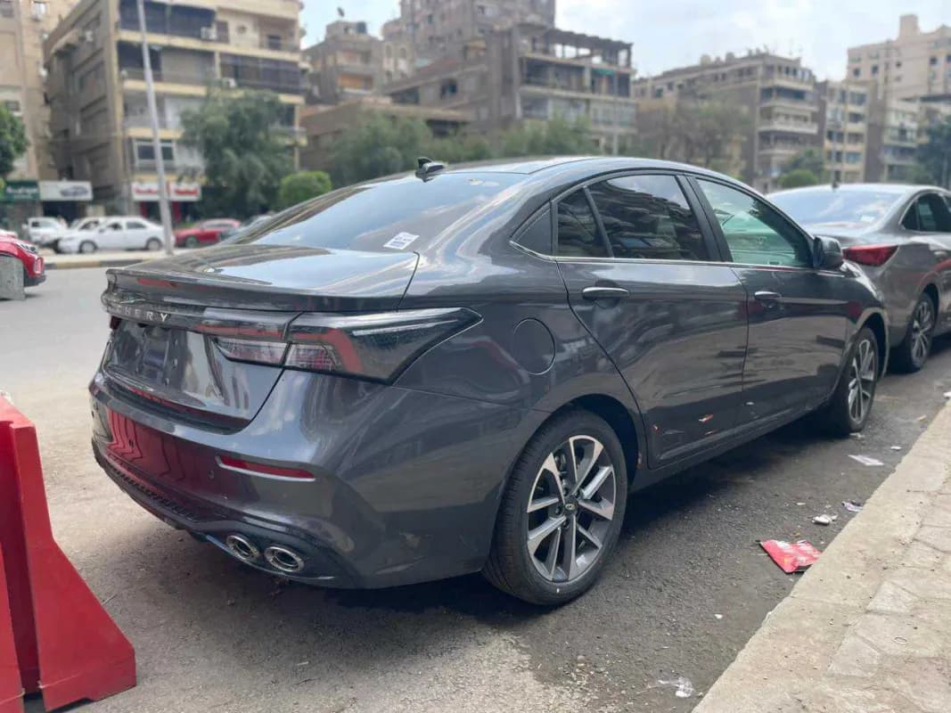 شيري أريزو 6 جي تي 2026 كمفورت رمادي أوتوماتيك — جديدة