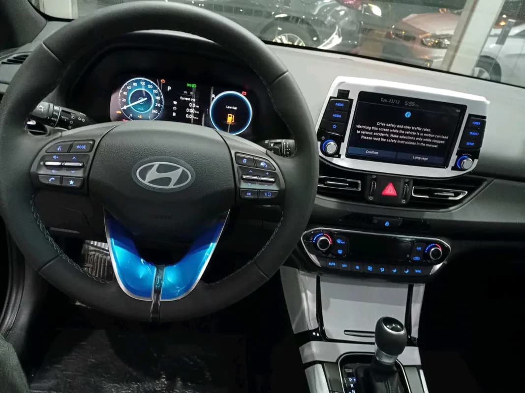 هيونداي أي 30 2026 ريدلاين أزرق سماوي أوتوماتيك — جديدة
