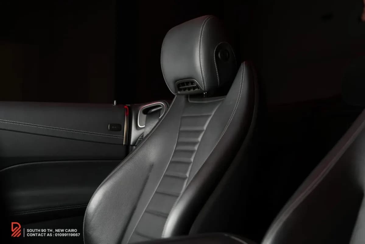 مرسيدس بنز E350 2019 ايه ام جي فضي أوتوماتيك — مستعملة