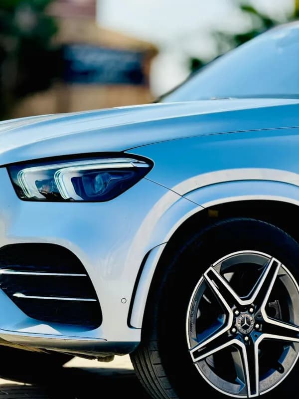 مرسيدس بنز GLE450 2023 ايه ام جي فضي أوتوماتيك — مستعملة