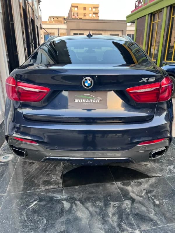 بي ام دبليو X6 2018 ام 40 اي أزرق غامق أوتوماتيك — مستعملة