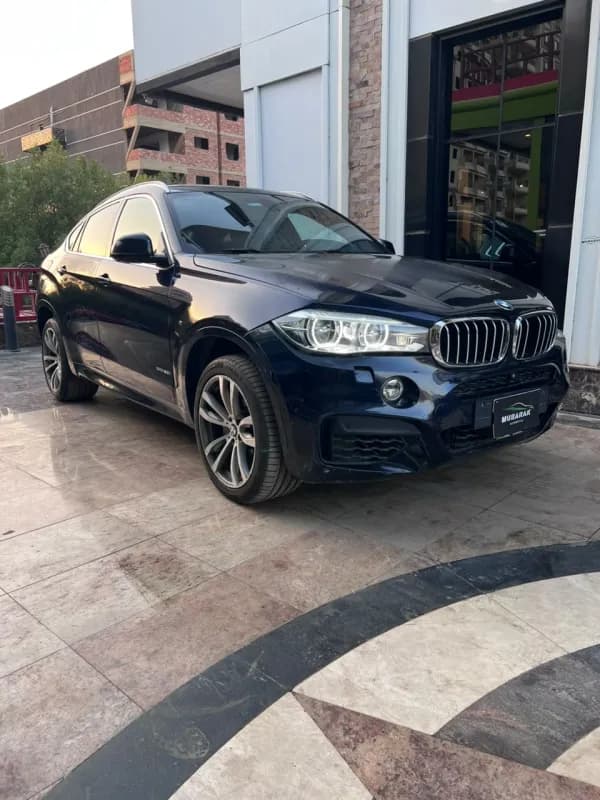 بي ام دبليو X6 2018 ام 40 اي أزرق غامق أوتوماتيك — مستعملة