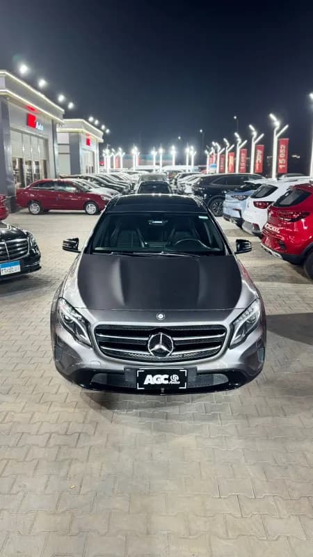 مرسيدس بنز GLA 200 2015 ايه ام جي رمادي أوتوماتيك — مستعملة