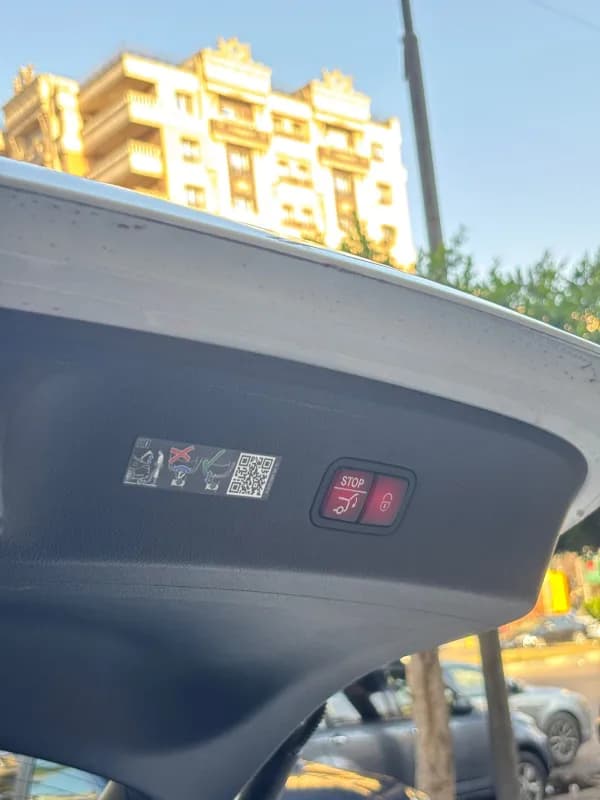 مرسيدس بنز جي ال سي 200 2024 اي ام جي أبيض أوتوماتيك — مستعملة